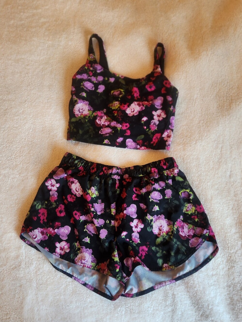Old Navy Active Floral Set